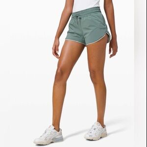 Lululemon Choose a Side Short Reversible Size 10